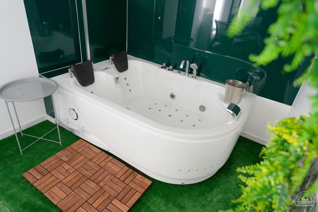 Suite Le Loft & Garden Et Spa By Nancyintimelounge Eksteriør bilde
